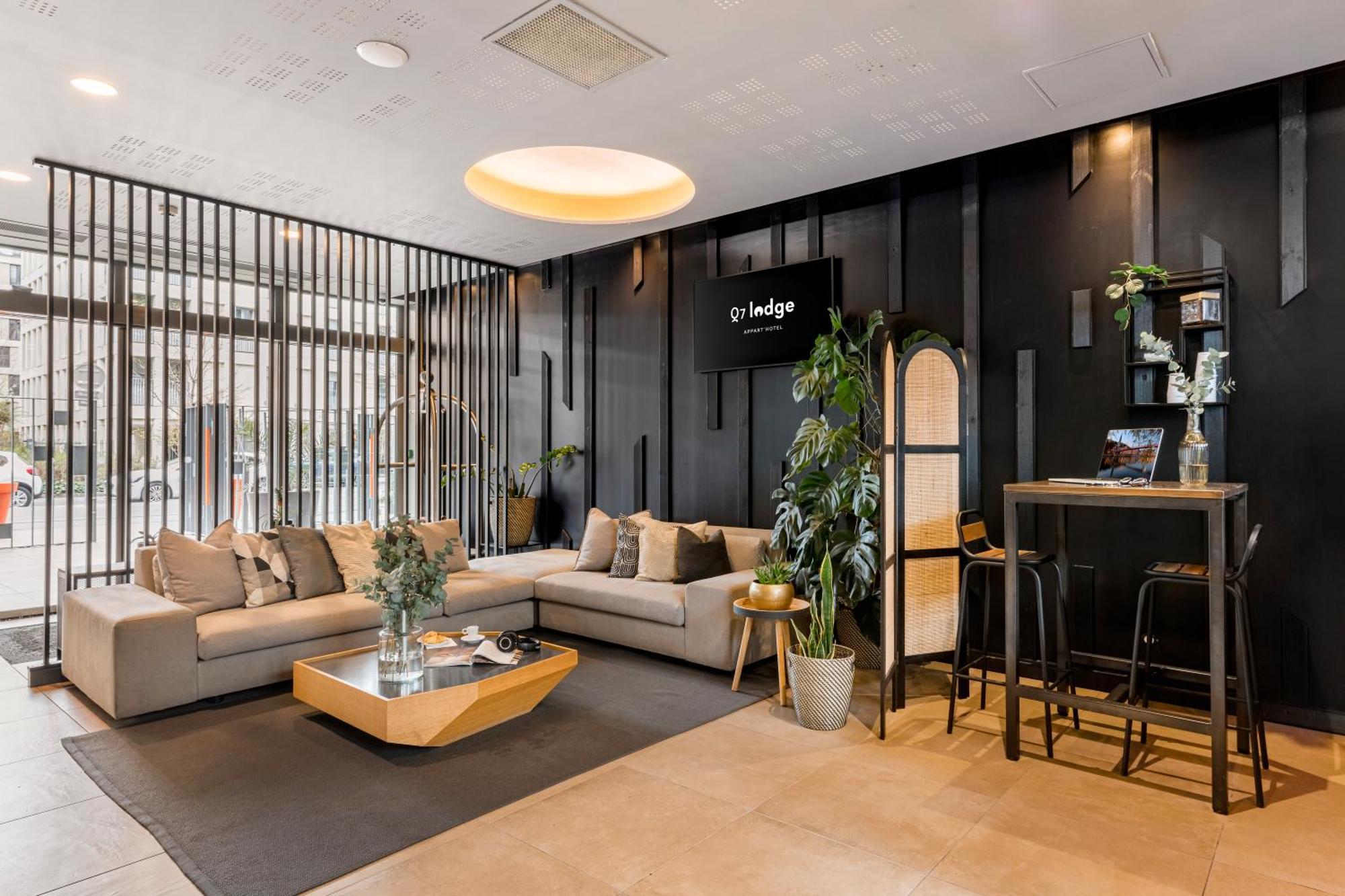 Appart Hotel Q7 Lodge Lyon 7 Экстерьер фото
