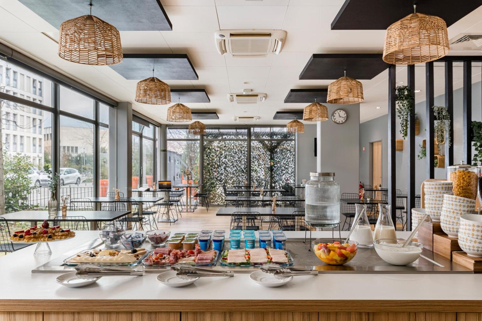 Appart Hotel Q7 Lodge Lyon 7 Экстерьер фото