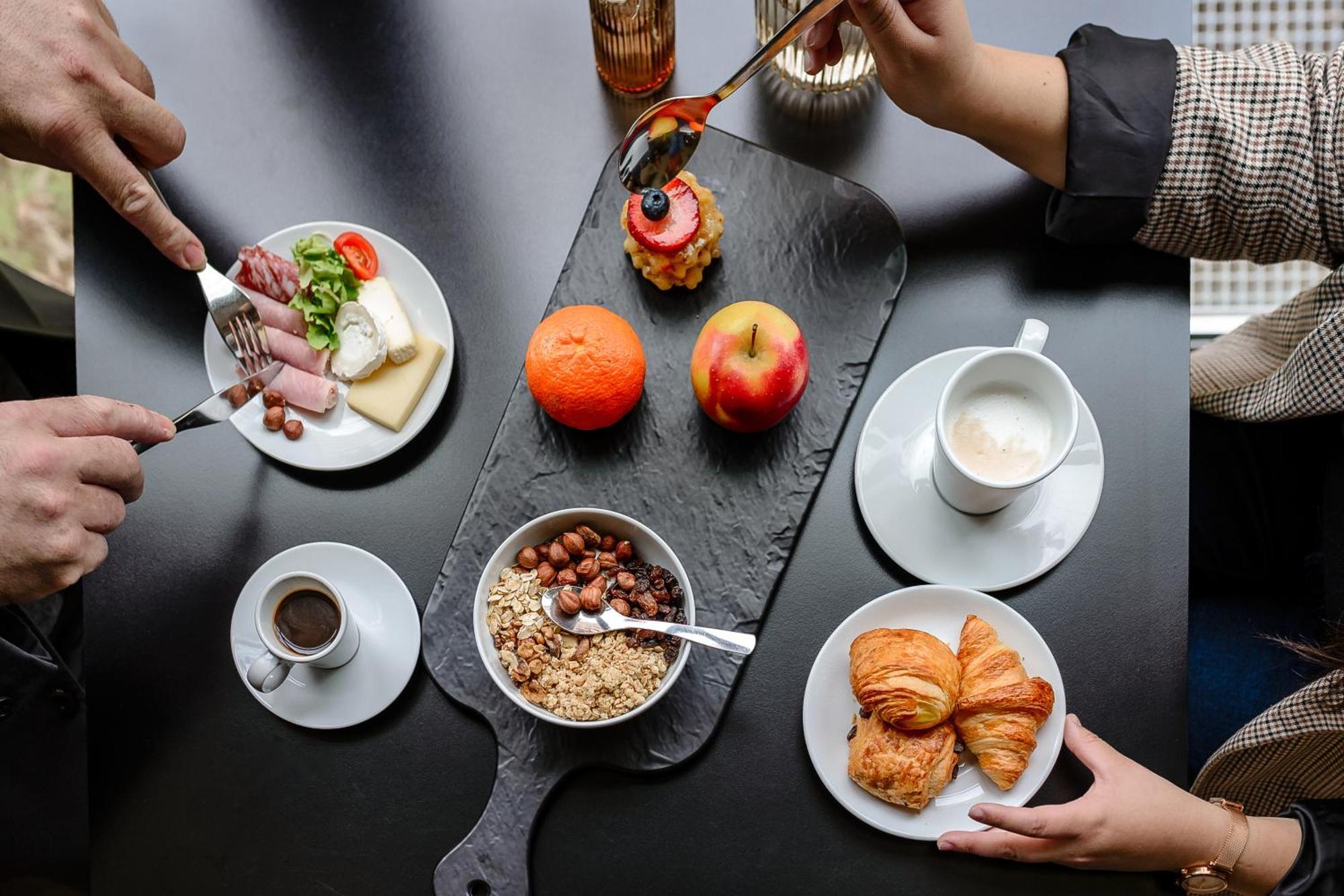 Appart Hotel Q7 Lodge Lyon 7 Экстерьер фото